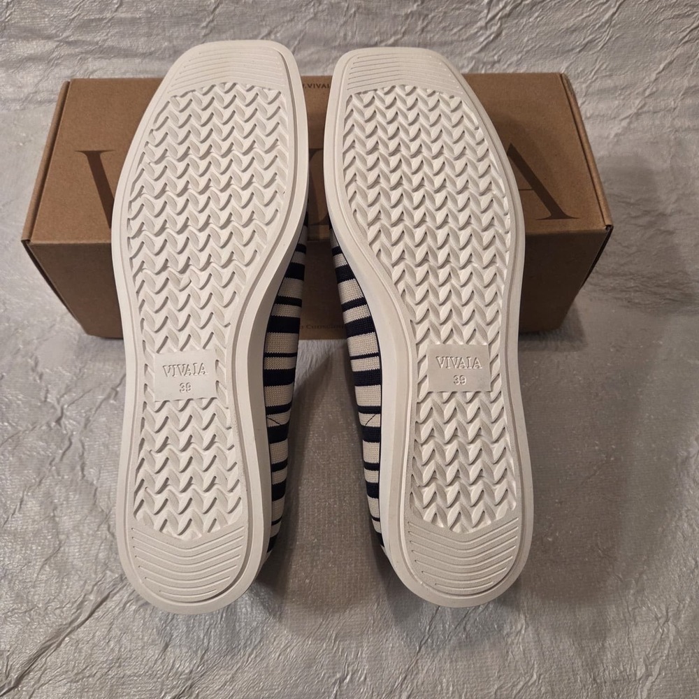VIVAIA Navy Cream Striped Square Toe All-Day Standing Flats EU 39 US 8 - Picture 7 of 16